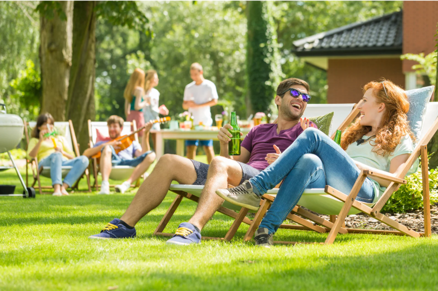 🪴 Revamp Your Backyard: Must-Have Gift Cards for Outdoor Projects